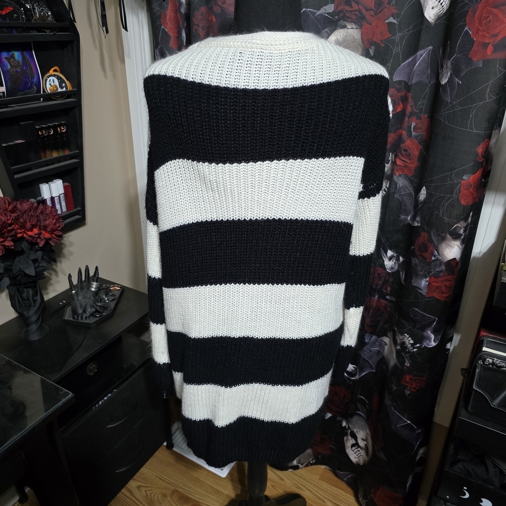 Black and White Striped Women's Cardigan - Picture 3 of 5